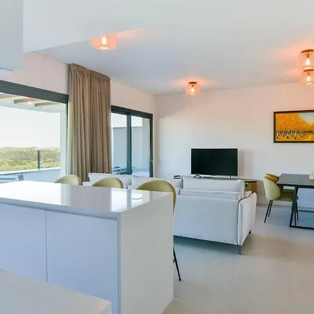 Penthouse With Sea Views Apartment *