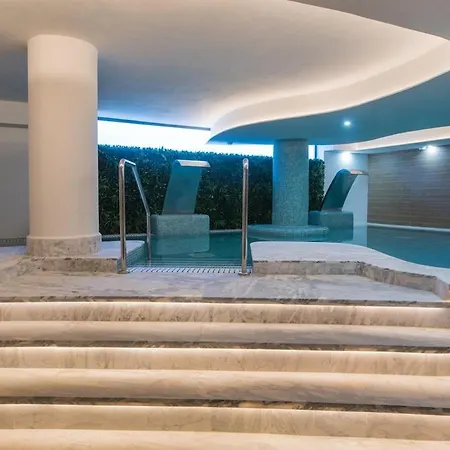 Penthouse With Sea Views